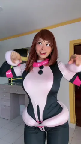 Uraraka cosplay 🩷 #ochakouraraka #uraraka #urarakacosplay #myheroacademia #mha 
