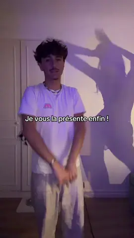 ceux qui ont vu le backstage comprendront