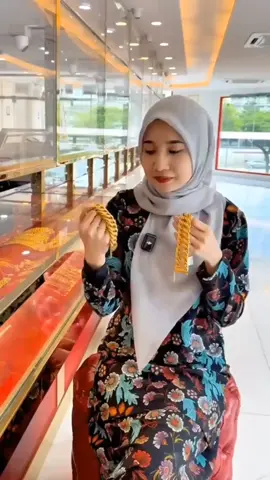 ASSALAMUALAIKUM Pajak Gadai Islam Ar-Rahnu  JIKA NAK ORDER  Sila Klik whatsapp http://wa.me/60182269935 Semua item yang di jual adalah tulen 916 emas original💯. Beli mengikut harga yang tertera dalam gambar, kerana harga adalah harga lelong. Jika nak tengok bukti pembelian, sila lihat apa yang kami siarkan di atas. (EMAS DI JAMIN ORIGINAL 916 TULEN)  ORDER 2 EMAS FREE( cincin)  Original 916 💯  Free upah postage Free upah resizer (potong)   _*Kepuasan anda adalah matlamat kami.*_🙏😊
