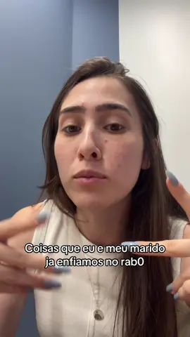 Postando rápido antes que ele veja 🗣️🗣️😂 #humor #casal #trend #meme #fyp 