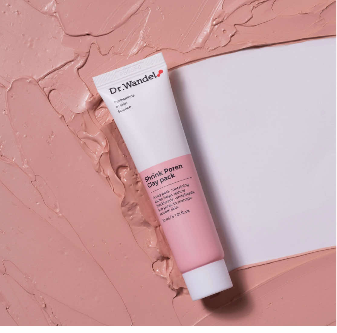 Dr. Wandel is a derma-cosmetic brand that combines premium German ingredients with advanced K-beauty technology, focusing on functional skincare innovation. Shrink Poren Clay Pack is the first product in the new Shrink Poren line, which follows Dr. Wandel’s successful debut collection, the Rein Haut line. It provides a specialized solution for pore and sebum care. Formulated with high-quality German kaolin, it helps control excess sebum, deeply cleanse pores, and keep the skin smooth and healthy.  Add this product to your daily routine and achieve a more radiant, glass-like skin.  #drwandel #drwandelmask #porecare #cloggedpores #facemask      @koreanbeautyblend