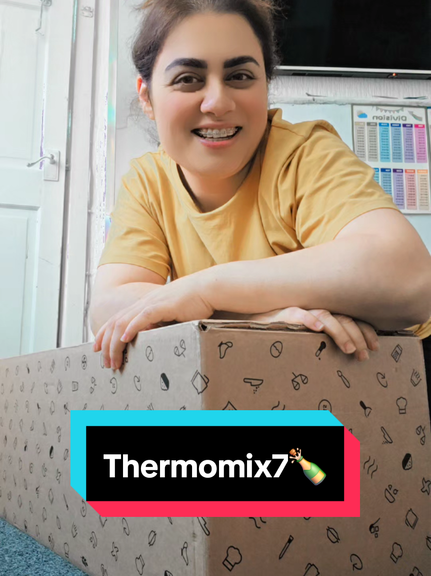 Visele mele au devenit in realitate!mi lam dorit din tot sufletul♥️@Irina Alexandra Lungu ai facut imposibilul in posibil mulțumesc frumos!##thermomix7️⃣🍾 #mybestgift✨️#dreamcometrue😍 #beliveinyourself🔥😎❤️🔥🎬 #newchaptterinmylife💜