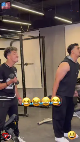 gym funny prank video 😂#entertainment #usa #foryoupage #goviral #unfrezzmyaccount 