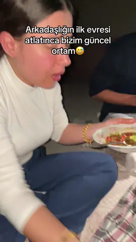 İzlemeyen bin pişman😄@Mer @SK🪬 @BERAT KARABAY 🦅 #fypシ゚viral #keşfet #keşfet #akım #komikvideolar 