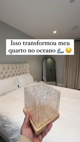 Seu quarto NUNCA mais vai ser o mesmo 🌌💙 O projetor de luz oceano tá na vitrine ✨ 👉🏼LINK NA BIO 🛍️ Curtam e comentem 