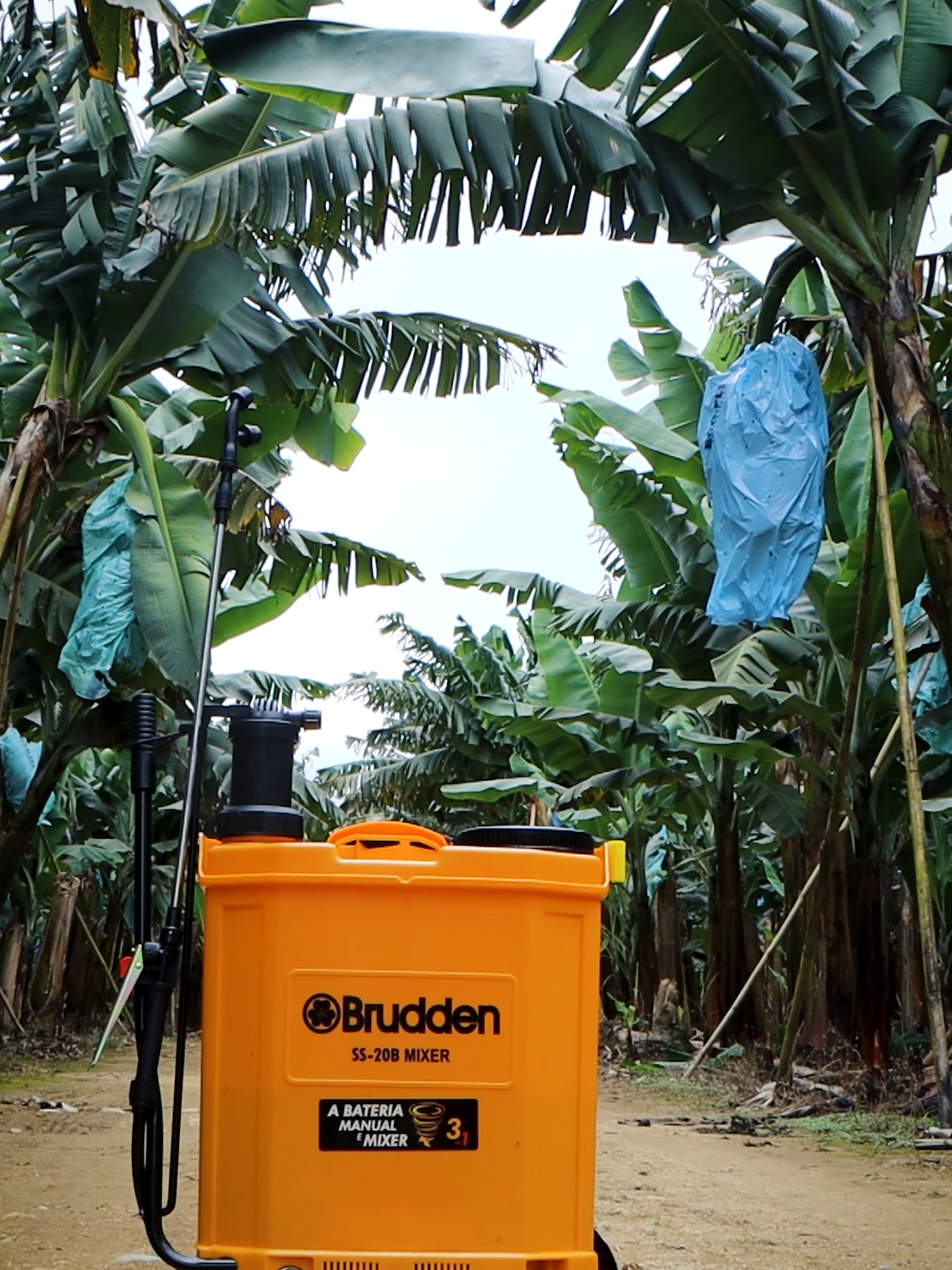 Pulverizador a Bateria, Manual e Mixer SS-20B 🌪️⚡ . . . . . #pulverizador #Bateria #Manual #Mixer #SS20B #equipamentosagrícolas #jardinagem #Horticultura #inovaçãoagrícola #brudden #agro