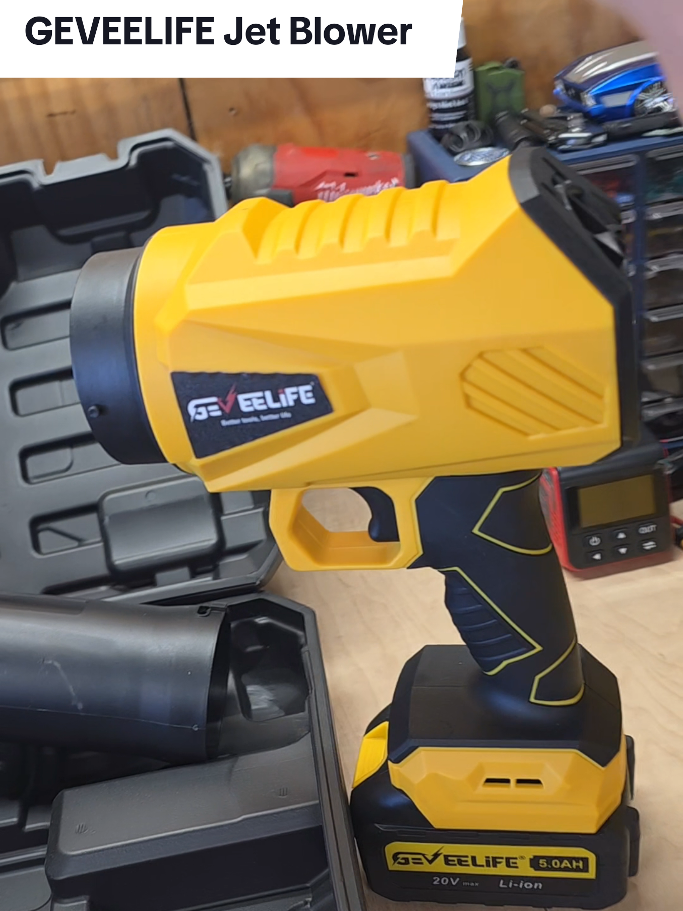 GEVEELIFE Turbo Jet Blower 20OW Cordless Leaf Blower with 800,000 RPM Motor 60 m/ s Airflow 1,200G Thrust Dual Battery Fast Charging Lightweight Ergonomic Design for Home Garden Maintenance . . . . #SpeedyTech77 #geveelife #leafblower #corlessleafblower #gardenmaintenance 