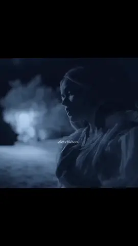 @Karol G - ÚNICA  (avance/advance) (Letras/lirycs) (20/11 - 21/11) Nos dimos la oportunidad de vivir lo que nunca debimos,  no hubo futuro, pero hubo verdad y en ese silencio después de amarnos entendí que hay amores que solo caben en una noche pero se quedan viviendo en uno para siempre © 2025 lovebichota #viral #parati #fouryou #karolg #fyp 