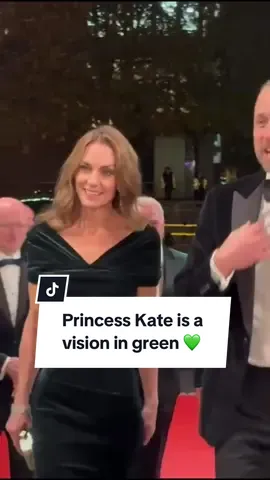 The Prince and Princess of Wales have arrived at the Albert Hall for the Royal Variety Show 🎭✨ Catherine looked stunning, as always, in a gorgeous green gown 💚 and of course William looked handsomely dapper