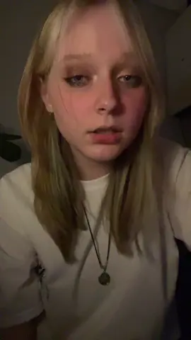 відео зняті на тому ж місті, з різницею в 2 роки… (я ненавиджу тодішню себе) #щітпост #рекомендації #мур #теоріярозбитихвікон #ватева 