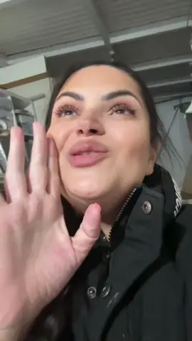 @Andreea Stefania17 @🇯🇲👑 𝐉𝐚𝐦𝐚𝐢𝐜𝐚 👑🇯🇲 @🇯🇲👸🏻CRIS.JMK🇯🇲🐥🇯🇲 @Marcy09 toți jamaicani mei frumoși și buni sunt cea mai fericitaaaaaaaa din lumeeeeeeeeeee