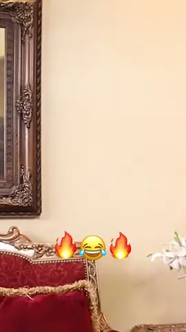 عم يخونها مع جارتها🔥 وبدها تفضحه عند زوجها 🤗😅 #comedy #اكسبلور #funny