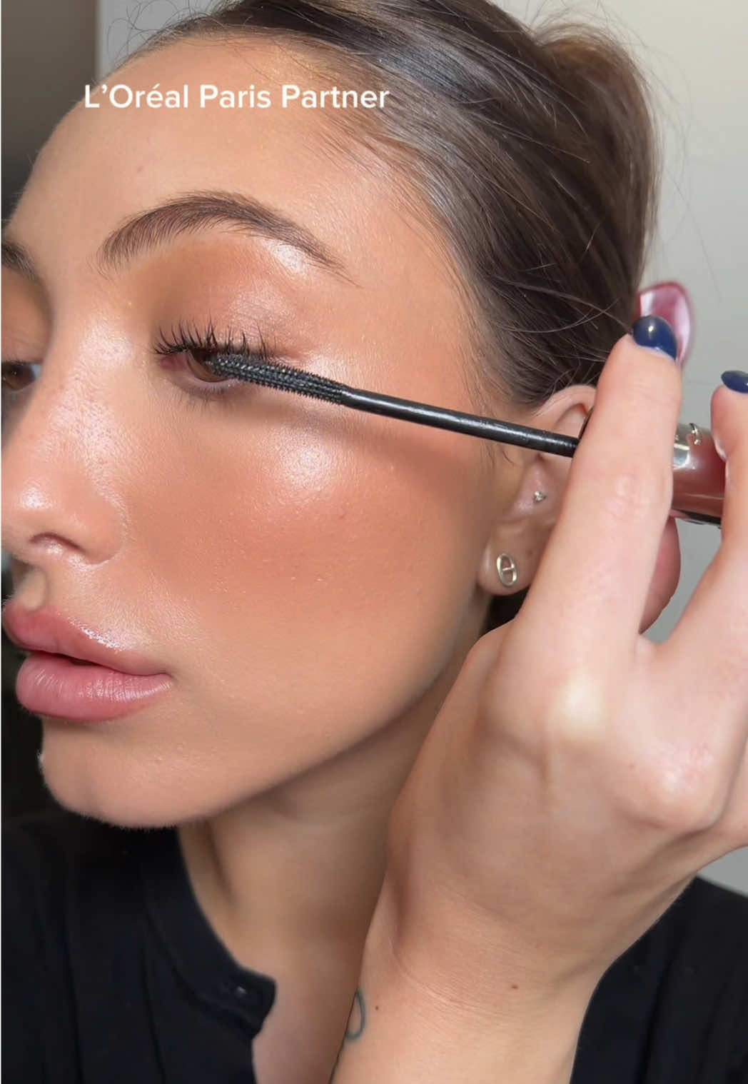 On the hunt for my new favorite mascara 👀🕵️‍♀️🔍 @loréal paris usa #lorealparispartner #lorealparismakeup #eyespy @target #target 