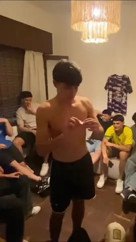 @rexoofacu contra @gastilo1  Segundo partido de octavos de final, fue 2-0 en el alargue para rexo facu, gastilo se fue en primera ronda. Completo en mi canal de kick Kick.com/coconaro #uruguay #comunidad #torneocreadoresdecontenido #pes6 #junte 