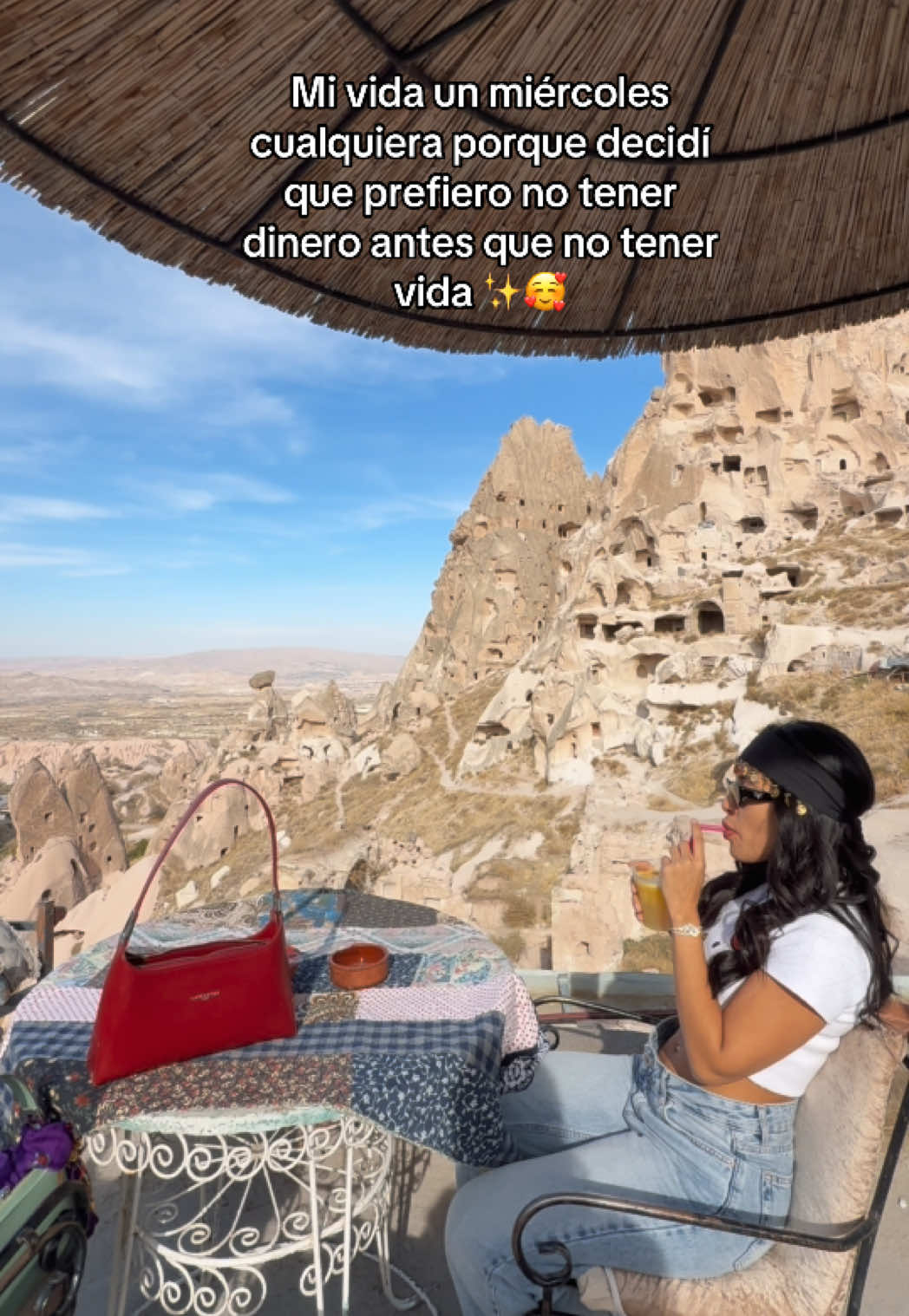 Vivan ✨💕 #bleesed #traveltiktok #cappadociaturkey #türkiye #uchisar 