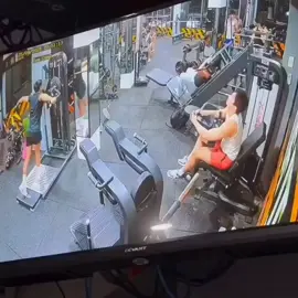 Día de piernas y toca bajar escaleras 😅😅