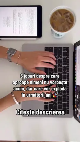 Ultimul job din listă este exact cel care mi-a permis să lucrez de acasă, de lângă copii, fără experiență anterioră și fără să mă afișez,peste 70.000 eur într-un an jumate. Nici nu va imaginati ce potențial are Tiktok pe partea aceasta dacă înveți cum să te promovezi corect fără să plătești reclame 1️⃣ Consultant AI pentru conținut umanizat Inteligența artificială poate genera texte, dar doar un om le poate transforma în mesaje care emoționează, conving și vând. Dacă știi să comunici autentic, ai deja un avantaj uriaș. 2️⃣ Specialist în automatizări pentru mici afaceri Antreprenorii pierd ore zilnic răspunzând la mesaje sau planificând postări. Dacă înveți să folosești instrumente precum Zipper, Notion sau ManyChat, poți economisi timp pentru alții și să fii plătit bine pentru asta. 3️⃣ Asistent virtual specializat în vânzări Nu mai e vorba doar de e-mailuri. Aici ajuți clientul să treacă prin procesul de cumpărare, complet remote, pentru branduri din toată lumea. 4️⃣ Creator de microproduse digitale Mini-ghiduri, workshopuri online, fișiere utile, soluții pentru anxietate, productivitate sau obiceiuri. Nu ai nevoie de mii de urmăritori, ci de o soluție clară și valoroasă. 5️⃣ Consultant de imagine și branding personal online Tot mai mulți profesioniști vor să se reinventeze, dar nu știu cum să se prezinte online. Dacă ai ochi pentru conținut strategic și storytelling, poți transforma asta într-un venit constant. 6️⃣ Marketing digital și produse digitale – afacerea modernă de acasă Exact ceea ce fac eu de peste un an  jumate 🤍 Promovez produse și cursuri digitale create de alții și primesc 100% comision din vânzări. Nu gestionez produse fizice, lucrez doar cu telefonul și câteva ore pe zi. Dacă vrei să vezi exact cum funcționează, cum se construiește o activitate flexibilă, fără presiune și stres, Scrie “SMART” în comentarii și îți trimit toate detaliile! #sidehustle #ugc #romaniinuk #romanidepretutindeni #cristinabusinessonline