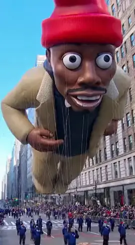 First ever Tyrone Biggums blow-up balloon at the Thanksgiving Parade 😁🎊 #thanksgiving #parade #holidays #tyronebiggums #fyp 
