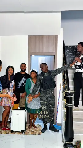 Partie 1. La femme infidèle @Privato🇨🇩@derby benkili @mariakaskay1 @Josh_Bokoko Docteur @Kakundisa @TATA DIVA 👩‍🎤 @fj_production_7 @Mignonne TV officiel #film #drama #movie #courtmetrage 