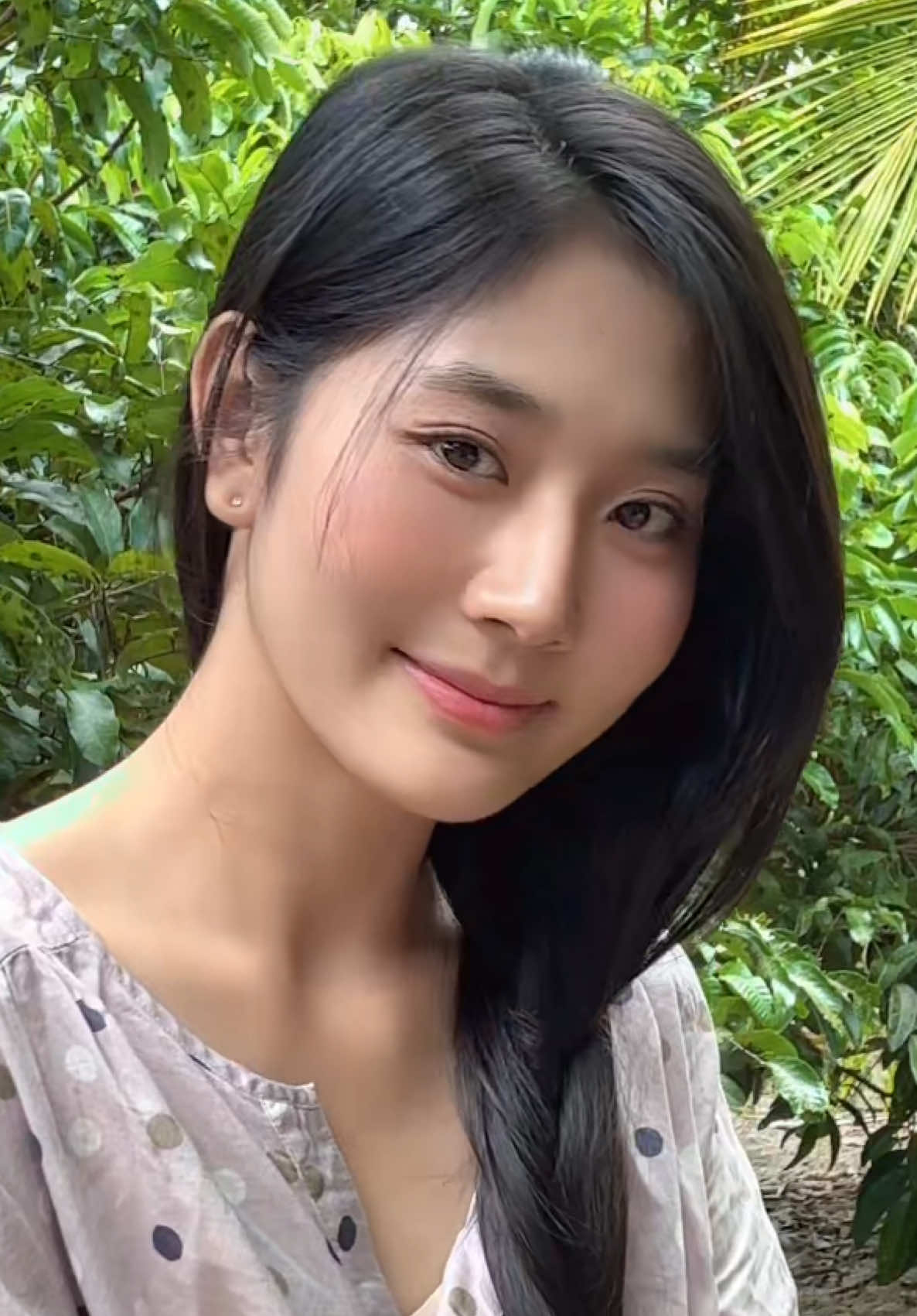 Thắm- Syni Trang quay phim mà chui vô vườn quay clip gái miền tây chính gốc 😊#syni #xuhuong #cuoivochocha #hongkong #hongkong90s 