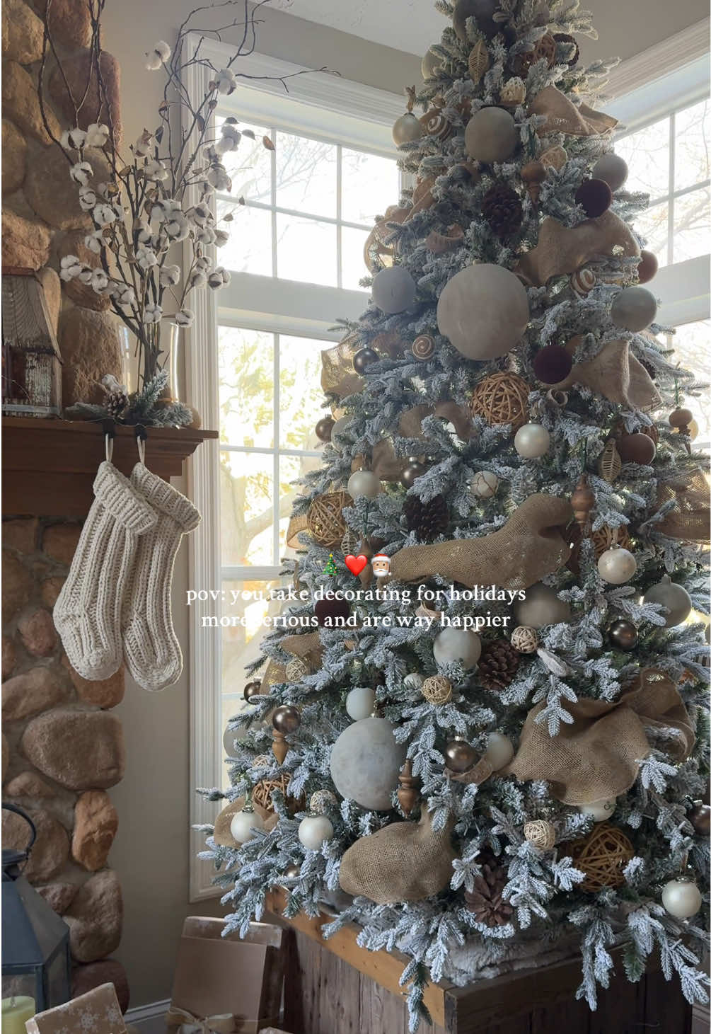 Decorating for the holidays >  #christmasbedroomideas #christmasbedroom #holidaybedding #christmaspillows #christmasdecorations 