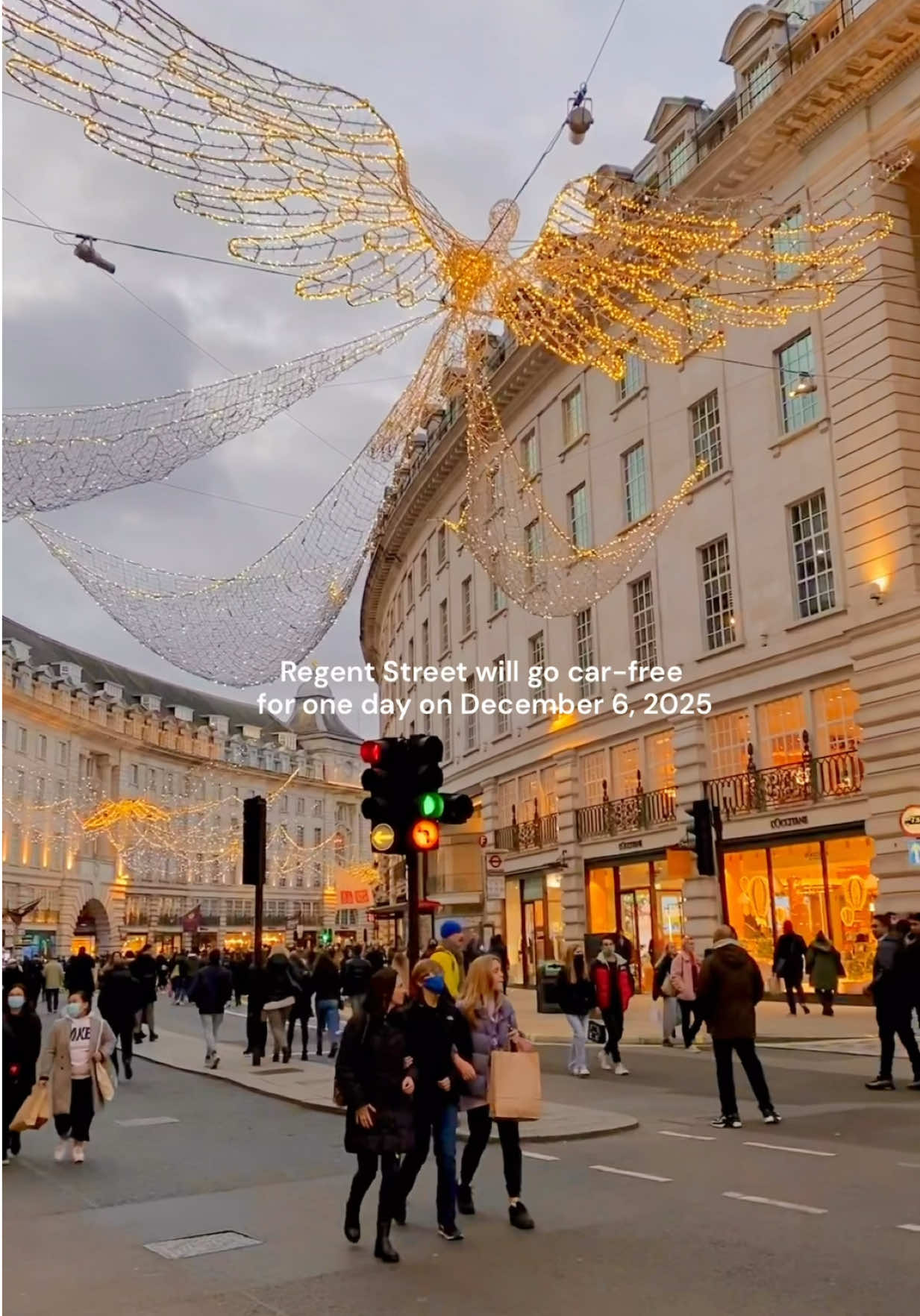 ✨ Regent Street goes car-free! ✨ For the first time since 2020, Regent Street will be completely closed to traffic on December 6 - turning the whole stretch into a festive, car-free playground for Christmas shopping and celebrations. Think twinkling lights, winter vibes and zero risk of being clipped by a double-decker or black cab while you’re browsing for Crimbo gifts🎄🎁✨ Who’s heading down? 👀💫 #my_ldn #londonchristmas #christmasinlondon #christmaslondon #regentstreet #visitlondon #londonthingstodo 