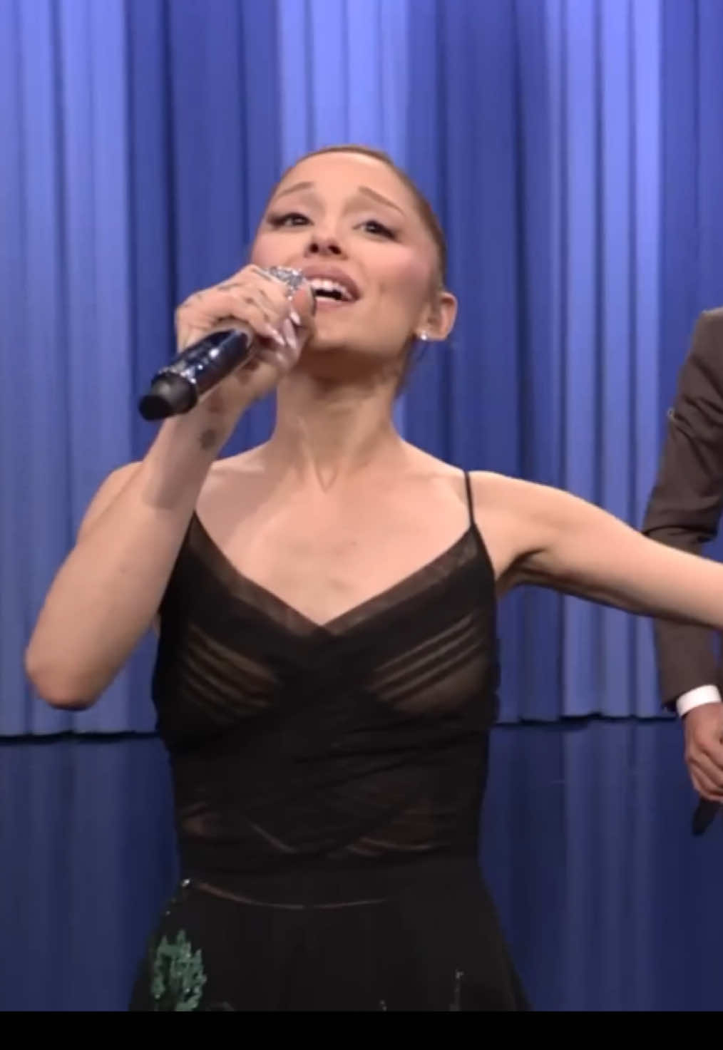 obsessed #arianagrande #foryou #foryoupage #viral #xybca 