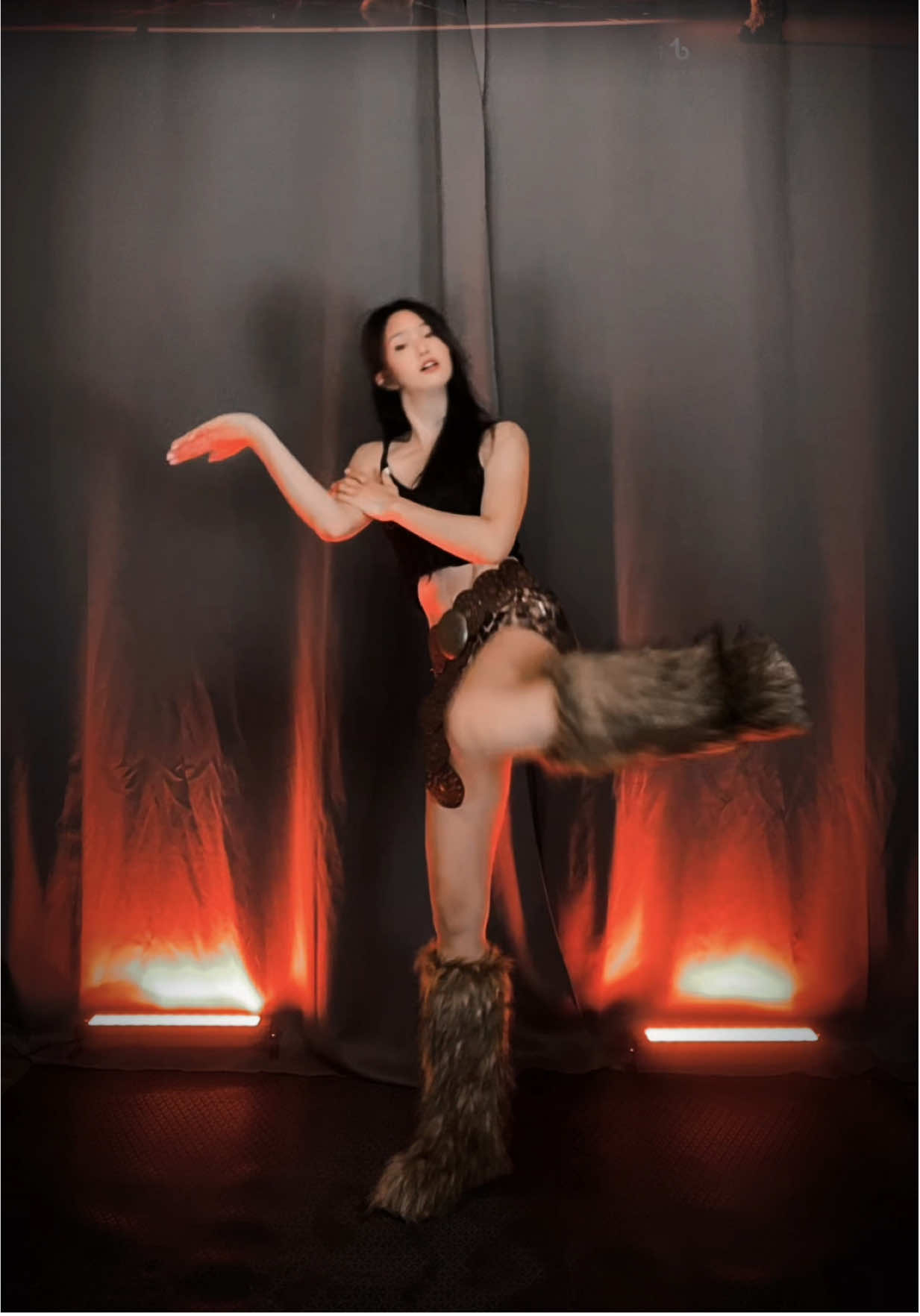 I love #momo solo performance so much, so I wanted to do a #dancecover. Dancer in video is @半坨費 from douyin. #movelikethat #kpopdancecover #kpop @TWICE 