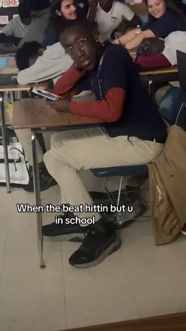 #fypシ゚ #schoollife #higgins #neworleans #trending 