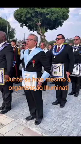 Será bem-vindo ao mundo do dinheiro, da fama, do poder, dos fundos, das riquezas...