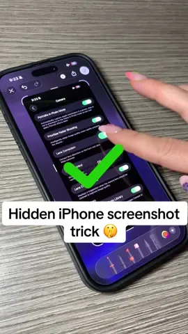 Try this hidden iPhone screenshot trick to highlight anything #fyp #iphonetricks #ios #techtock #apple 
