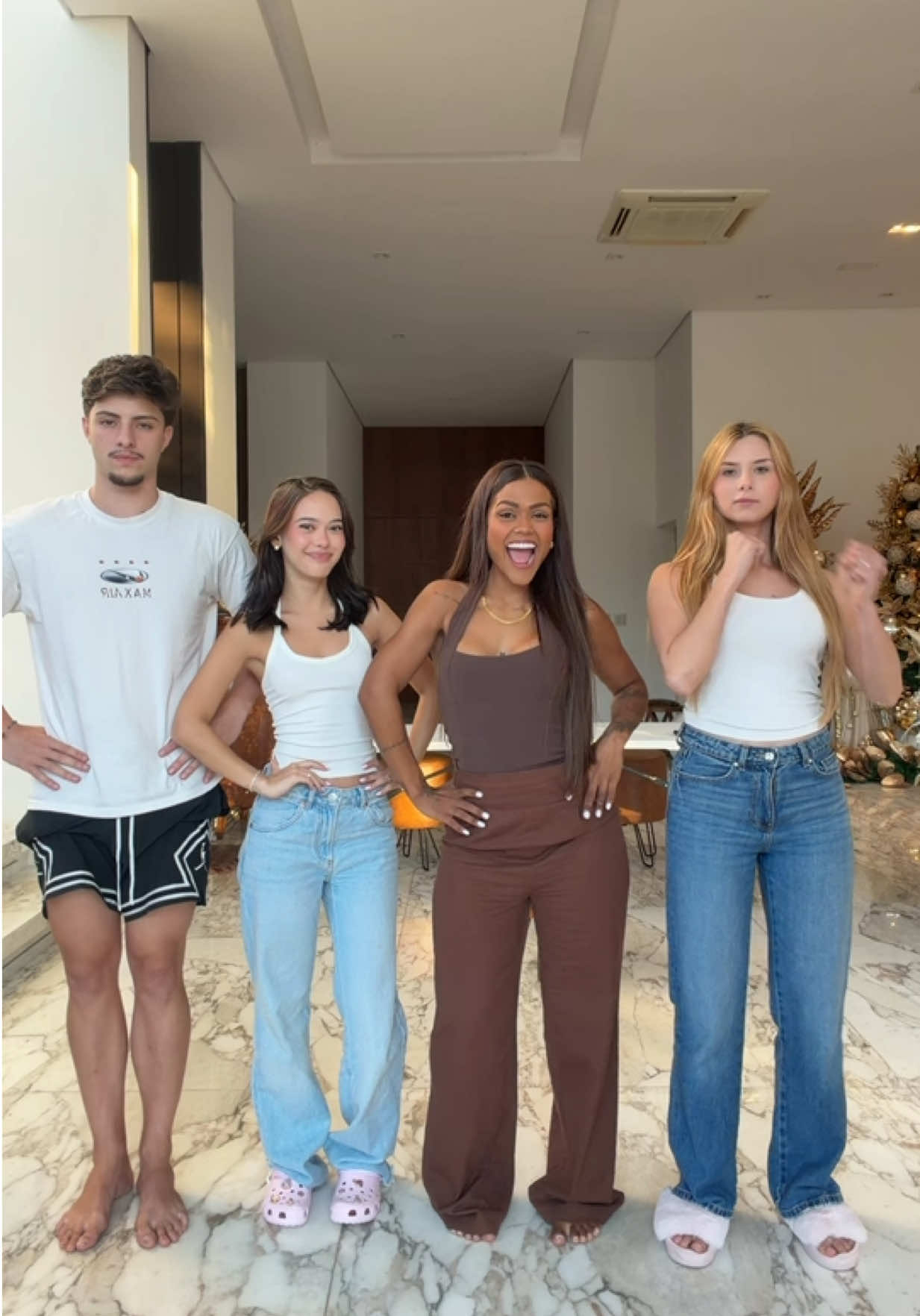 ❤️ @Pedro Thomaz @Juninha Rocha @aila loures 