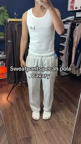 Ready stock sweatpants pecah pola cavary #sweatpants #celanamurah #outfitideas #outfitinspo #outfitinspiration 