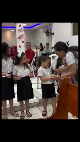 Relíquias das igrejas evangelicas parte 7 versão crianças #evagelicos #igrejaevangélica #meme #perolasbrasileiras #pregacao