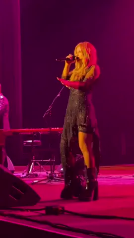 Replying to @hennossee Who’s ready to sing this one with me @Foxwoods on December 7? #APublicAffair 