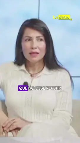 #Tendencia Correísmo en modo “autopelea”: ni entre ellos se aguantan. Luisa González armó lío atacando a Marcela Aguiñaga por “Judas” y a Aquiles por no ir a convenciones. Antes de que el drama se enfríe, aparece Rafael Correa a corregirla como profesor bravo: que “se precipitó”, que “por ser montubia” tiene carácter fuerte y que sus comentarios fueron inoportunos. El correísmo se enreda solo. Peleas internas, regaños públicos y cero coordinación. Un drama digno de ver completo. @ladataec 👈 #ladataec #TendenciaPolítica #CorreísmoEnCrisis #DramaPolítico 