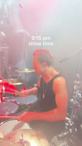 Day in my life on tour with @Halestorm 🥁 One of our more chill days #dayinmylife #tourlife #drumming #rockmusic 