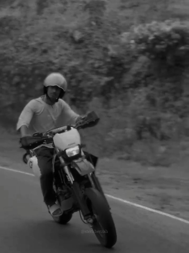 ඔබ එන්න කදුලැල් නිවා! 🤍🫶🏻! @𝑁𝑎𝑣𝑜🦋