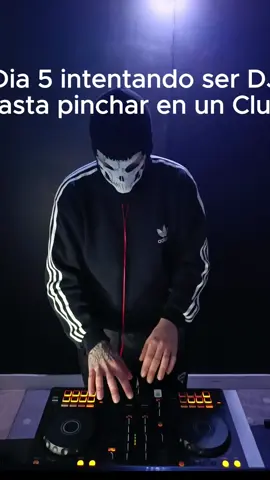 Dia 5 intentando ser Dj. A por los 50 seguidores! #hardtechno #dj #fyp 
