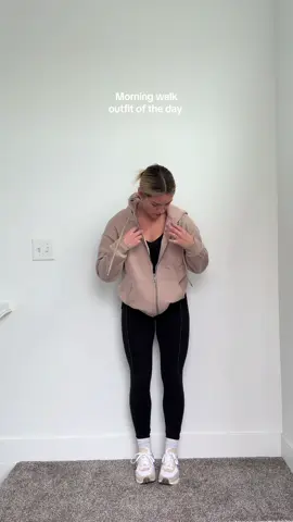 Neutrals and a cozy jacket for today! Just got this jacket in from @Amazon Fashion, love a good staple jacket that can go with different outfits! #trendyqueen #amazonfinds #amazonfashion 