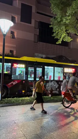 Kalau suka videonya silahkan di save  Distrik xinyi taipei #mentahanvideo #mentahan #original #taipei #taiwan 