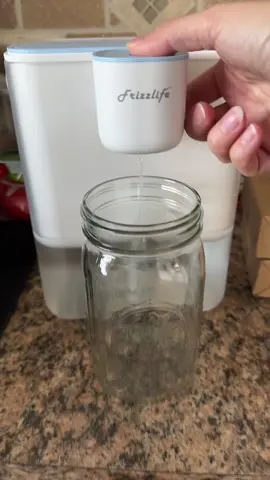 Drink clean water with this water filter!  #waterfiter #cleanwater #tiktokshopblackfriday #tiktokshopcreatorpicks #tiktokshopcybermonday 