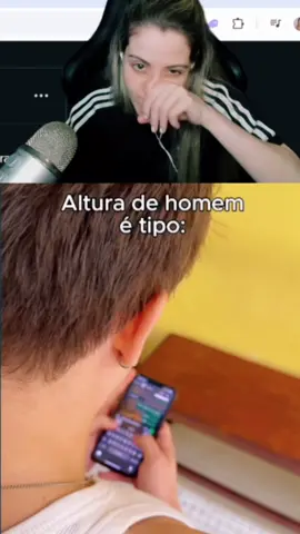 Homem falando a altura kk 