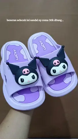 sandal anak lucu..  rekomendasi buat anak 2-7th.. bahan karet import yg mmg sangat lmbut dan nyaman bgt d pake, yg mau co jgn LP naikan 1 size y #aassulastri #sipalingvideo #sipalingaffiliate #sandalanaklucu #sandalanak 