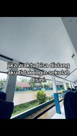 #pengenpindahsekolah😔 