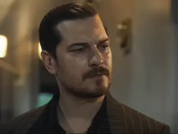 bu hikaye burda bitti.... #eşrefrüya #eşsan #fypage #videoviral #leylaedit0 