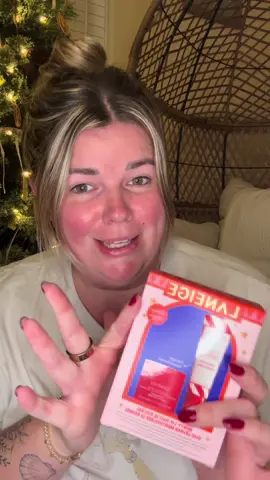 Minty lip duo has my heart ♥️  @laneige_us #laneige #ttshopdeals #christmasgiftideas #laneigelipmask #stockingstuffer 