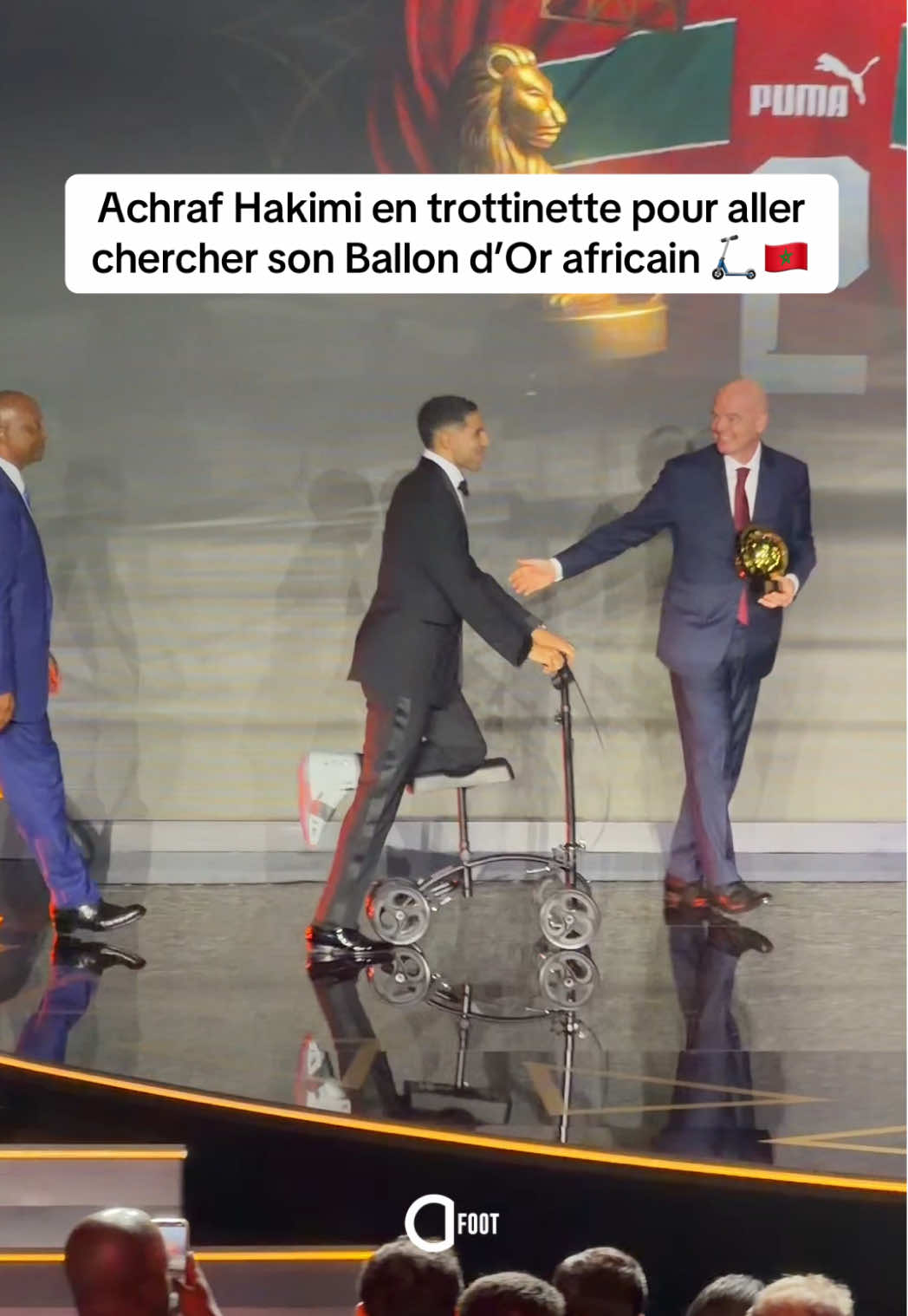 𝗔𝗖𝗛𝗥𝗔𝗙 𝗛𝗔𝗞𝗜𝗠𝗜 🇲🇦 𝗩𝗜𝗘𝗡𝗧 𝗖𝗛𝗘𝗥𝗖𝗛𝗘𝗥 𝗦𝗢𝗡 𝗕𝗔𝗟𝗟𝗢𝗡 𝗗’𝗢𝗥 𝗔𝗙𝗥𝗜𝗖𝗔𝗜𝗡 🌕 𝗘𝗡 𝗧𝗥𝗢𝗧𝗧𝗜𝗡𝗘𝗧𝗧𝗘. 😁🛴  LE MEILLEUR JOUEUR AFRICAIN DE L’ANNÉE !!!! 🌍 #Hakimi #CAN2025 #achrafhakimi 