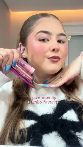 👄 Escolha o Lip Combo Boca Perfeita mais desejado do momento! O escolhido da @juline foi o Lip Combo Boca Perfeita na cor Caramelo. Corre para o site! #dabelle #lipcombo #fy
