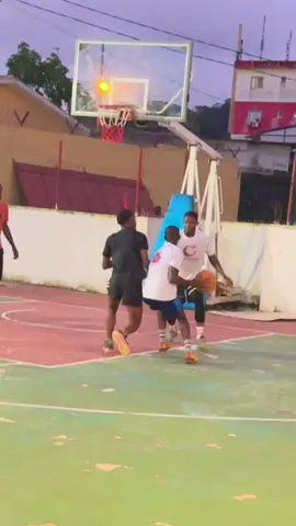 @Turtle baller @CLASH WEEK-END 🏝🏀 @Braizetime @am_the_unstoppable_1 @Iverson3 